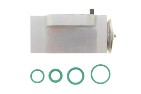 ZAWУR ROZPRКЇNY AUDI A4 07- NRF 38537