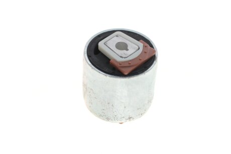 Tuleja wahacza AUDI SKF VKDS331076