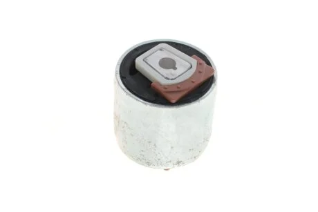 Tuleja wahacza AUDI SKF VKDS331076