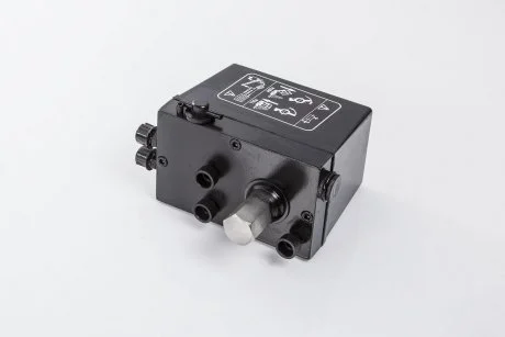 Помпа підйому кабіни PE AUTOMOTIVE 25360400A