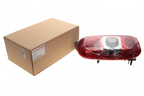 Ліхтар стопа, лівий AUTOTECHTEILE 503 0325