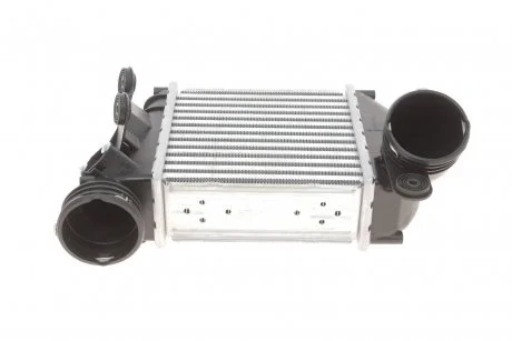 Интеркулер VAG Van Wezel 03004354