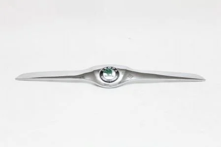 Решiтка радiатора VAG 5L0853633
