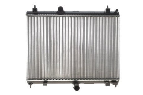 Радіатор охолдження двигуна (MT) CITROEN C5 III PEUGEOT 407, 508 I, 508 II 2.0D/2.0DH 02.08- NRF 58468A