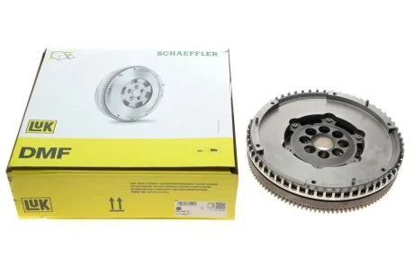 Двомасовий маховик LUK 415 0483 10