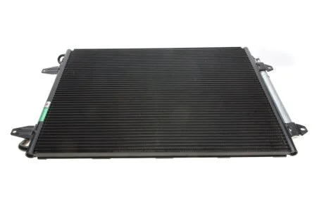 Конденсатор кондиціонера VW PASSAT 14- (вир-во) NRF 350572