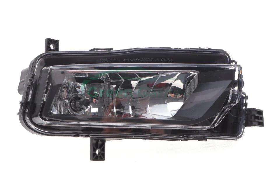 Фара противотуманная VW Caddy IV 15- (R) AUTOTECHTEILE 3941022 (фото 1)