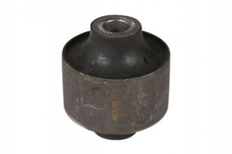 Сайлентблок переднього важеля MOOG OPSB10117