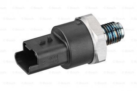 Датчик, давление подачи топлива BOSCH 0281002592 (фото 1)