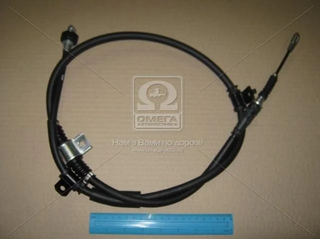Трос ручного тормоза - KIA CERATO 04-06 прав. (пр-во) PARTS-MALL PTB370 (фото 1)