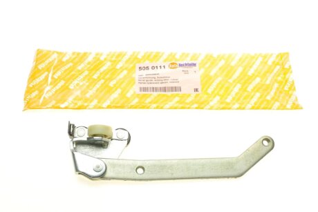 Ролик двери (боковой/нижний) Iveco Daily 00-05 (R) (с кронштейном) AUTOTECHTEILE 505 0111