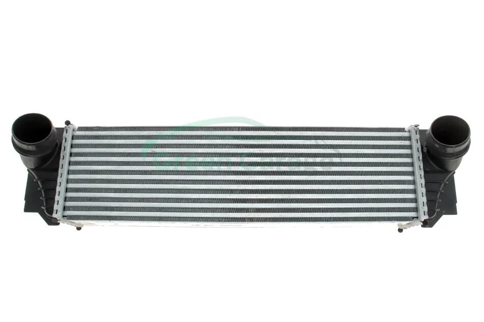 Радіатор інтеркулера BMW 5 (F10) 3.5i/ 7 (F01/F02/F03/F04) 4.0i 10-17 VALEO 818367 (фото 1)