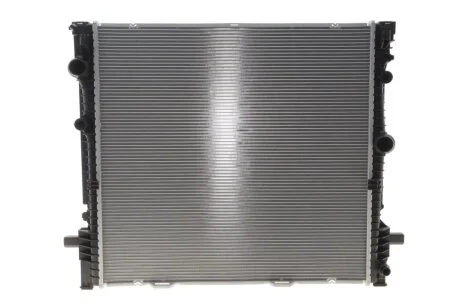 CH┼üODNICA BMW X3 17- NRF 550285