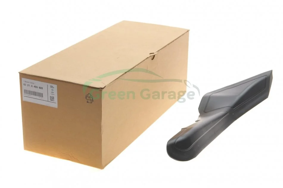 Накладка заднього ліхтаря R G30 BMW 63218493822 (фото 1)