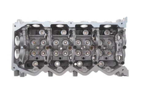 Головка блоку циліндрів NISSAN NAVARA 2.5 DTI AMC 908505