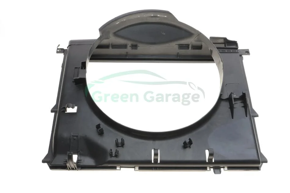 Кожух вентилятора AUTOTECHTEILE 700 1746 (фото 1)
