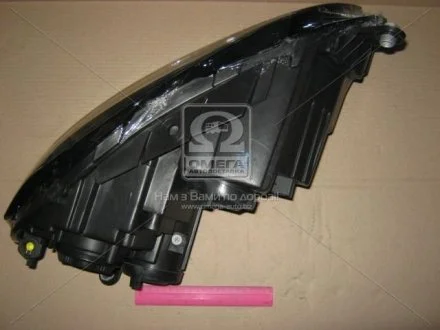 Фара лев. VW PASSAT B7 EUR 11-15 (пр-во) TYC 20C516052B