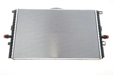 Радіатор OEM 160781100B
