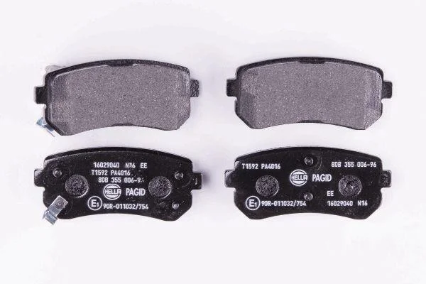 HELLA гальмівні кол. задн. Kia Ceed, Rio, Hyundai Accent HELLA PAGID 8DB 355 006961 (фото 1)