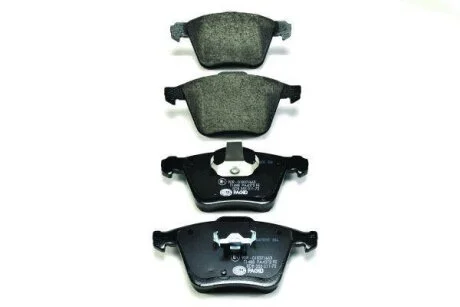 HELLA колодки гальмівні передние(R17)VOLVO XC90 02-. HELLA PAGID 8DB 355 011721