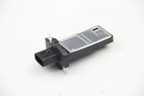FORD Витратомір повітря B-Max,C-Max,Fiesta VI,Focus II,III,Mondeo IV 1.6 04- HELLA 8ET 009 142-591