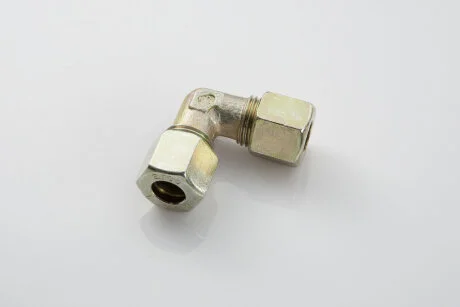 #NA PE AUTOMOTIVE 076.04300A
