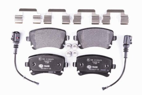 Комплект гальмівних накладок, дискове гальмо HELLA PAGID 8DB 355 011531
