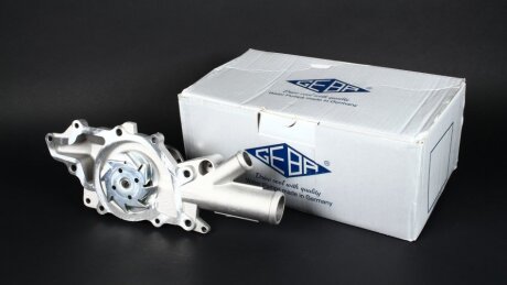 Водяний насос GEBA 13100