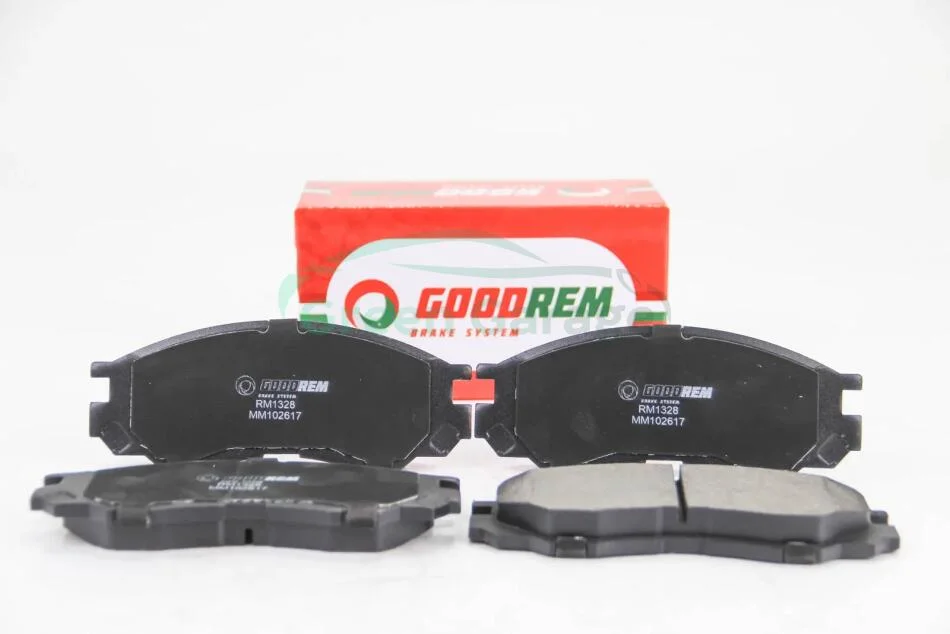 Гальмівні колодки пер. L200/Strakar/L400/Space Gear 94-07 (без сигналізатора) GOODREM RM1328 (фото 1)