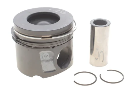 Поршень MAHLE / KNECHT 013 PI 00136 000