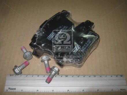 FORD гальмівні колодки задн.Mondeo III 04-,Jaguar X-Type 04- CHAMPION 573218CH