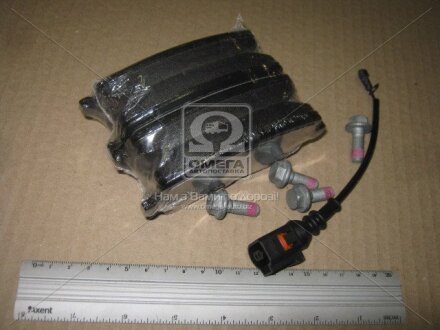 VW гальмівні колодки задн.Audi A4/A6/A8 04-T5 03- CHAMPION 573220CH